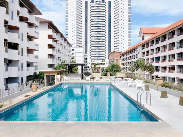Jomtien Plaza Residence, Паттайя