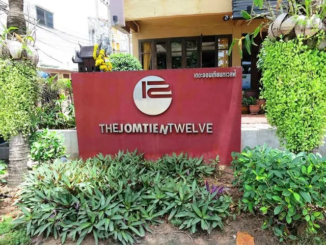 Jomtien Twelve, Паттайя