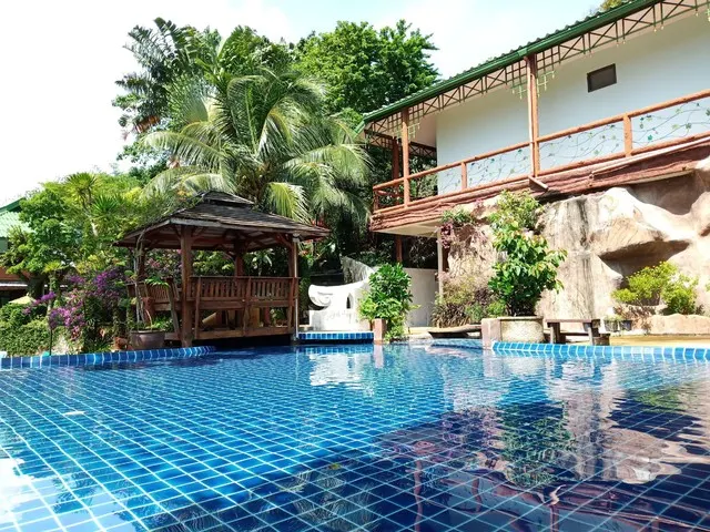Kata Garden Resort, Пхукет: Ката