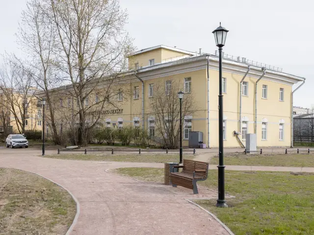 Номера У Невы (ex. Номера У Лавры; Арт Деко Невский), Санкт-Петербург