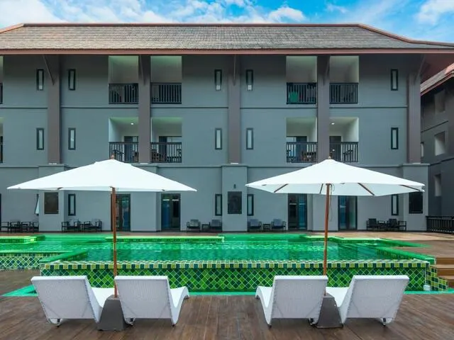 Tuana The Phulin Resort, Пхукет: Карон