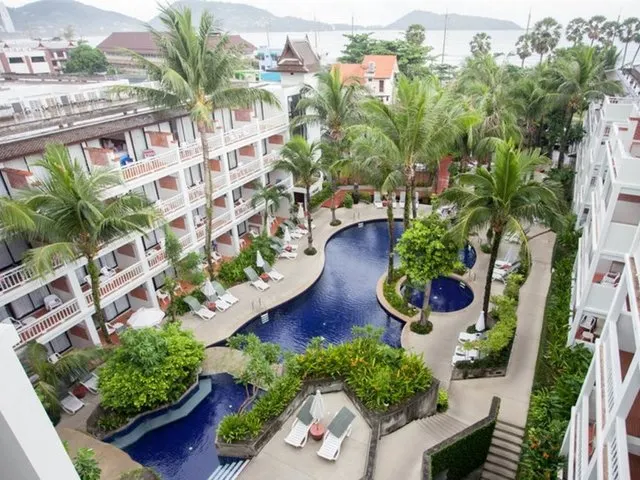Sunset Beach Resort, Пхукет: Патонг