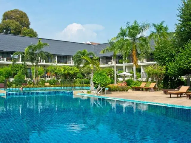 Sunshine Garden Resort, Паттайя