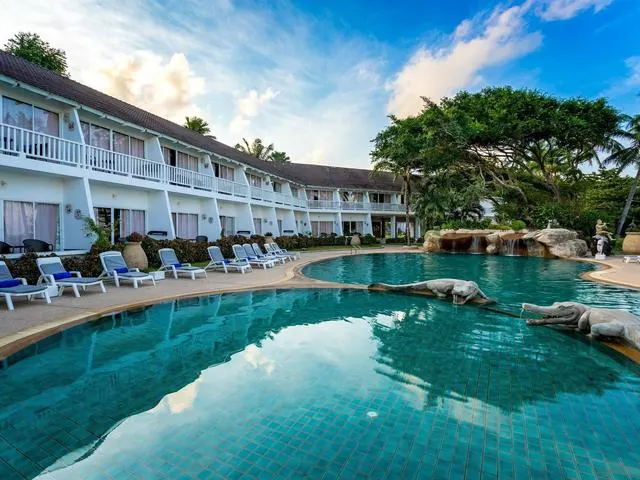 Thavorn Palm Beach Resort, Пхукет: Карон