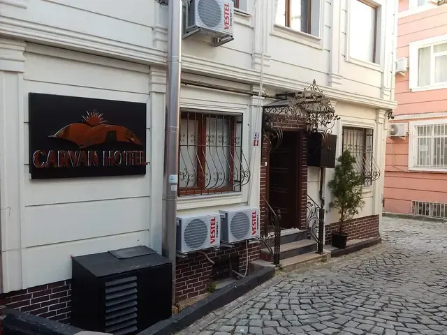 Carvan, Стамбул