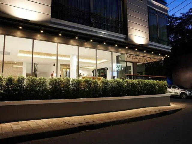 Aspira G Sukhumvit 33, Бангкок