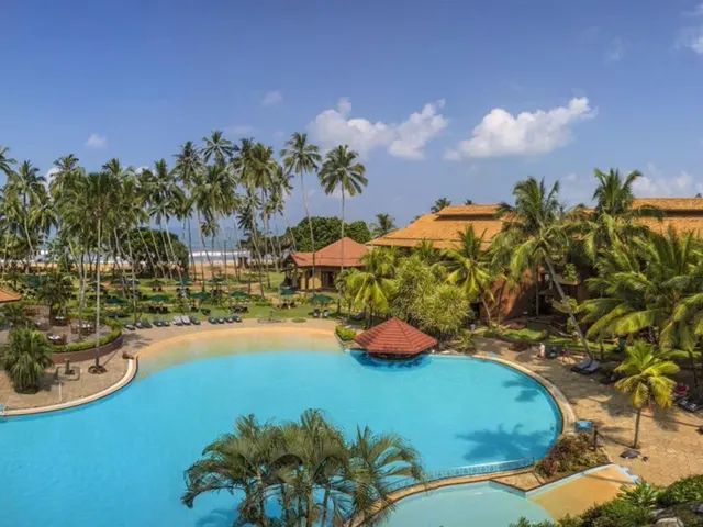 Royal Palms Beach Hotel, Ваддува