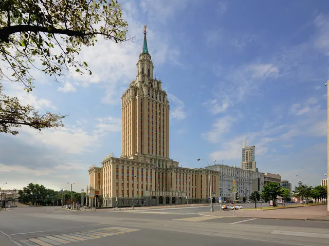 Хилтон Москва Ленинградская (Hilton Moscow Leningradskaya), Москва