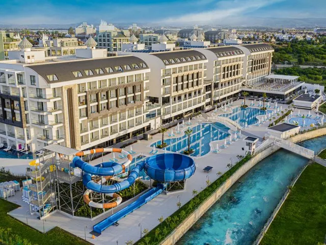 Diamond De Luxe Hotel & Spa, Сиде: Чолаклы