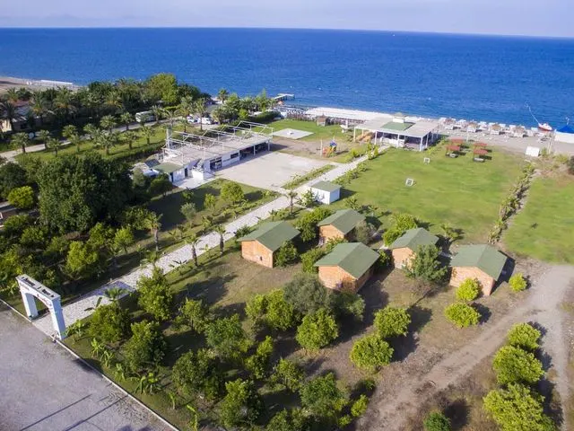 Elamir Beach Bungalow (ex. Kemer Botanik Beach Bungalow), Кемер-Центр