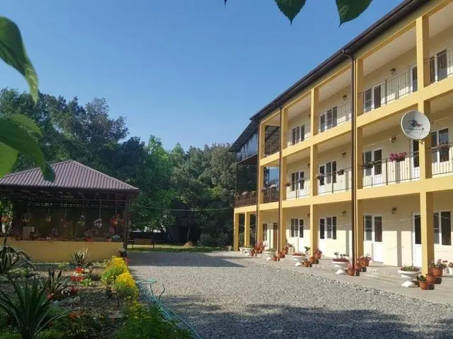 Черное море (Black Sea), Пицунда
