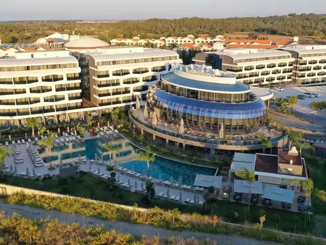 Liu Resorts, Сиде: Чолаклы