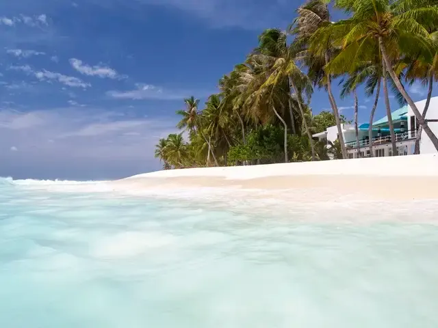 Курорт Баа Атолл