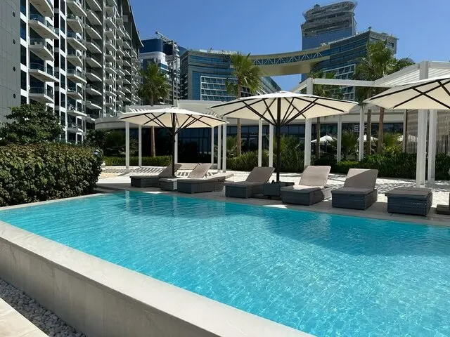 NH Collection Dubai The Palm, Дубай