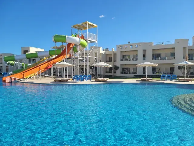 New Eagles Aqua Park Resort, Хургада