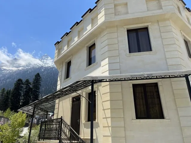 Castle (Кэстл), Карачаево-Черкессия: Домбай
