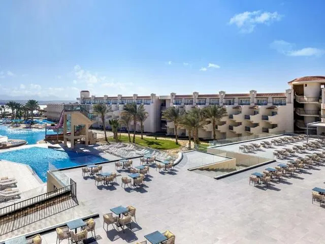 The V Luxury Resort, Сахль Хашиш