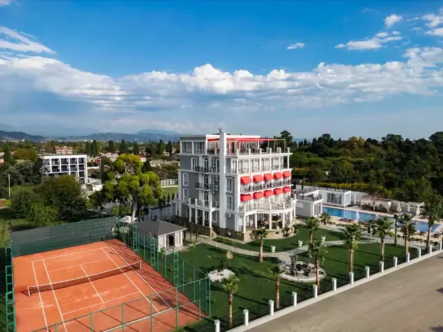 Grace Aqua Villa (Грейс Аква Вилла), Сухум