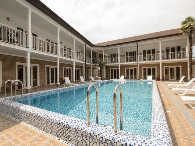 Rodnik Village & Spa (Родник Виллэдж & Спа), Сухум