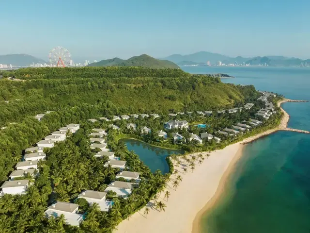 Nha Trang Marriott Resort & Spa, Hon Tre Island (ex. Vinpearl Discovery Sealink Nha Trang; Vinpearl Golf Land Resort & Villas), Нячанг