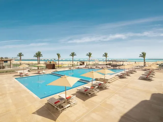 Palma Bay Rotana Resort, Эль-Аламейн