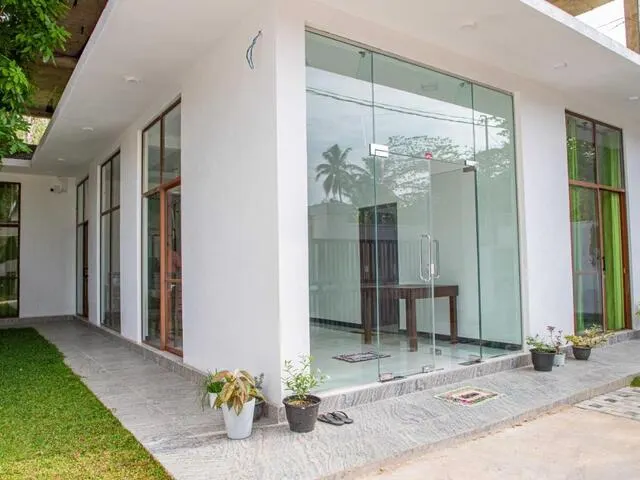 Randon Resort, Мирисса