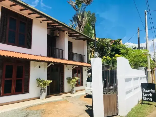 Tamaro Beach Resorts, Хиккадува