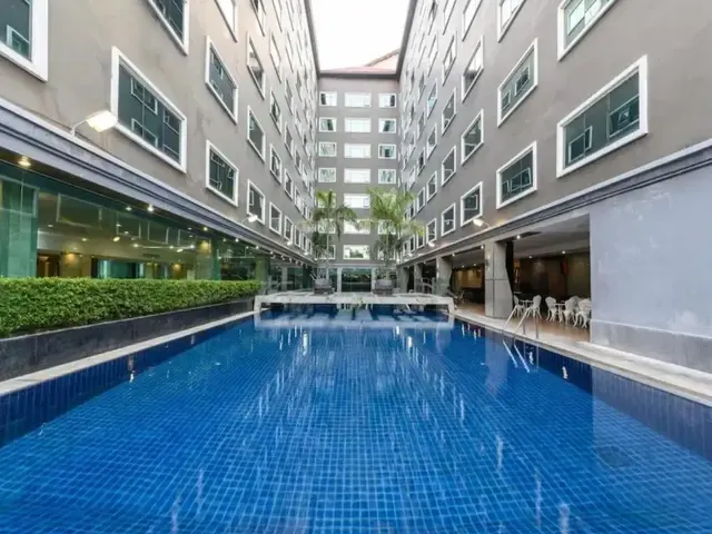 Sunday Grand Jomtien, Паттайя