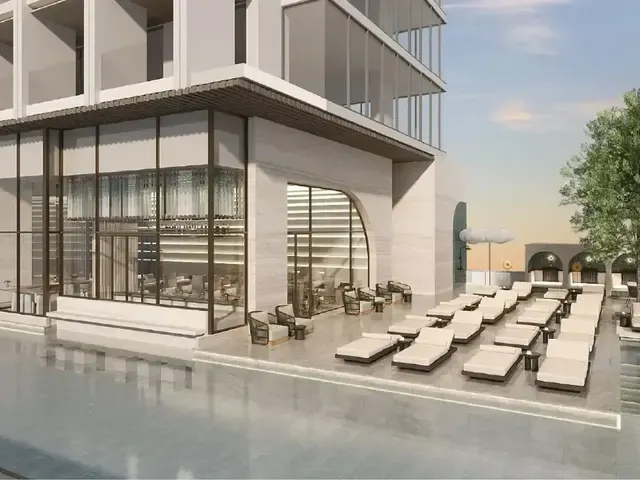 Grand Ravindra Hotel & Convention Centre, Паттайя