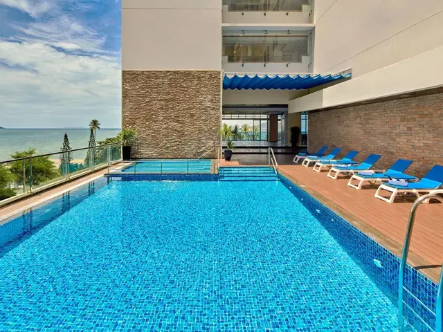 Novotel Nha Trang, Нячанг