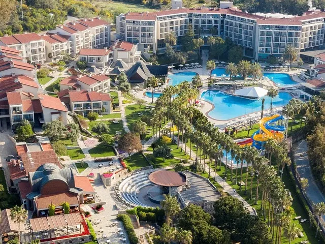 Arum Barut Collection (ex. Barut Arum), Сиде-Центр