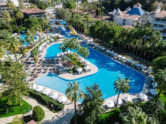 Barut Hemera, Сиде-Центр