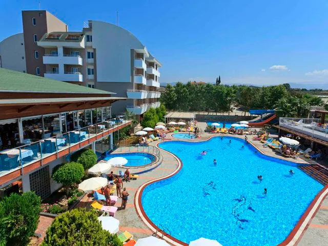 Club Mermaid Village, Аланья