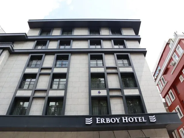 Erboy, Стамбул