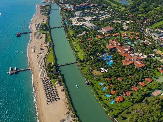 Gloria Golf Resort, Белек