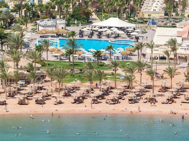 Mirage Bay Resort & Aqua Park (ех. Lillyland Beach Club; Reemyvera), Хургада