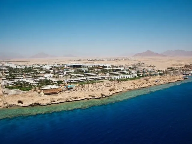V Hotel (ex. Pyramisa Beach Resort; Sea Magic Resort), Шарм-Эль-Шейх