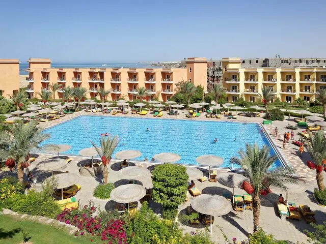 The Three Corners Sunny Beach Resort, Хургада