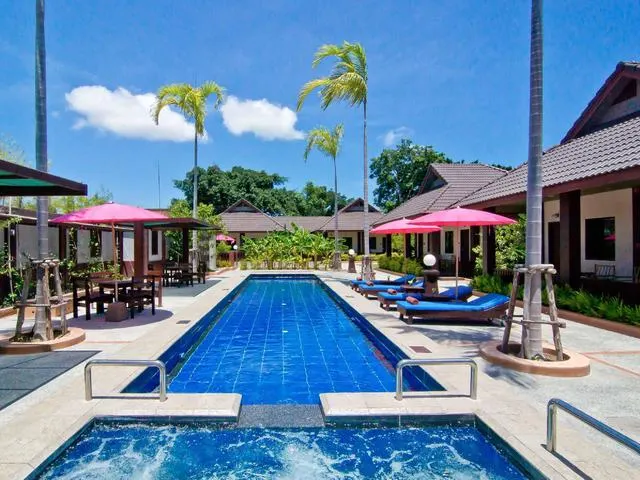 Rose Bay Resort, Паттайя