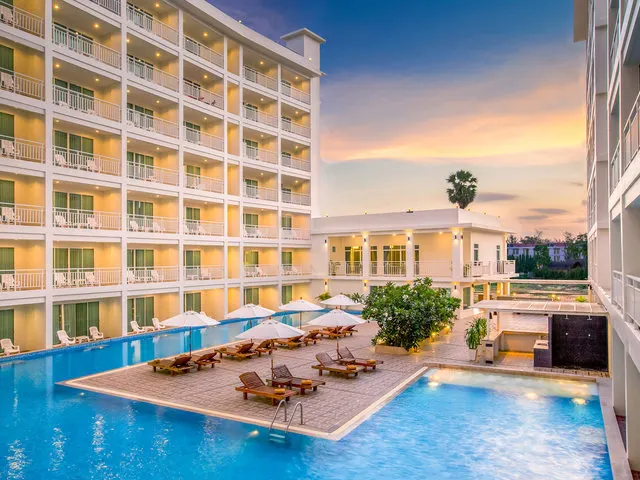 Chanalai Hillside Resort (ex. Tropical Karon Resort), Пхукет: Карон