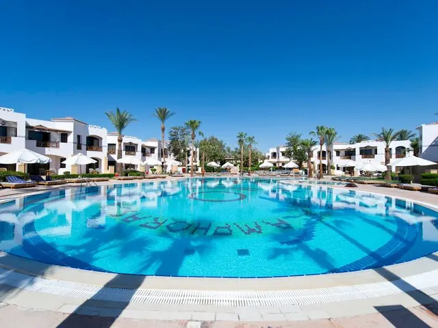 Amphoras Beach (ex. Shores Amphoras Resort; Otium Hotel Amphoras Sharm), Шарм-Эль-Шейх