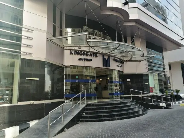 Kingsgate Hotel by Millennium, Абу Даби / Аль Айн