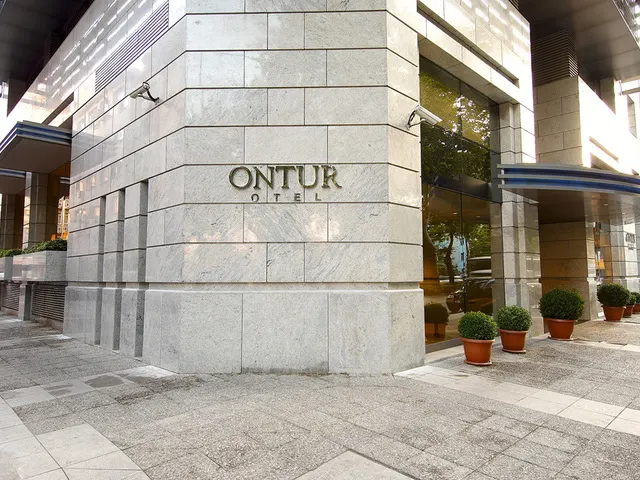 Ontur Izmir, Измир