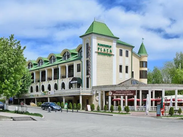 Plaza Essentuki (Плаза Ессентуки), Кавказские Минеральные Воды: Ессентуки