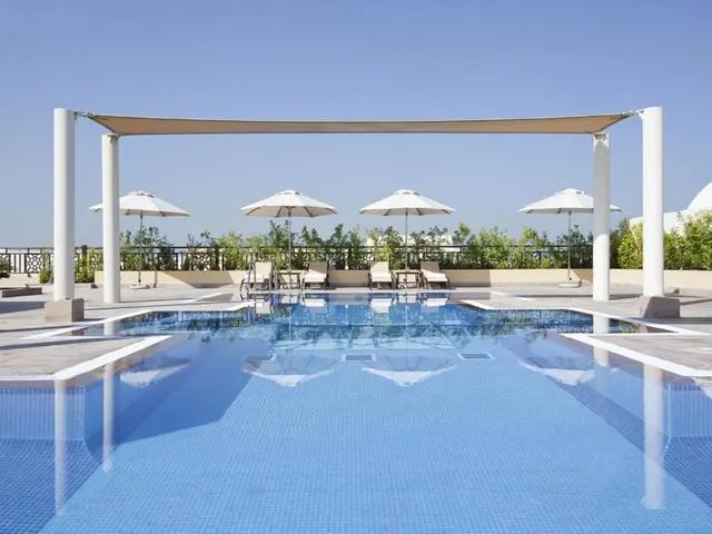 Movenpick Hotel Apartments Al Mamzar Dubai (ex. Moevenpick The Square Dubai), Дубай