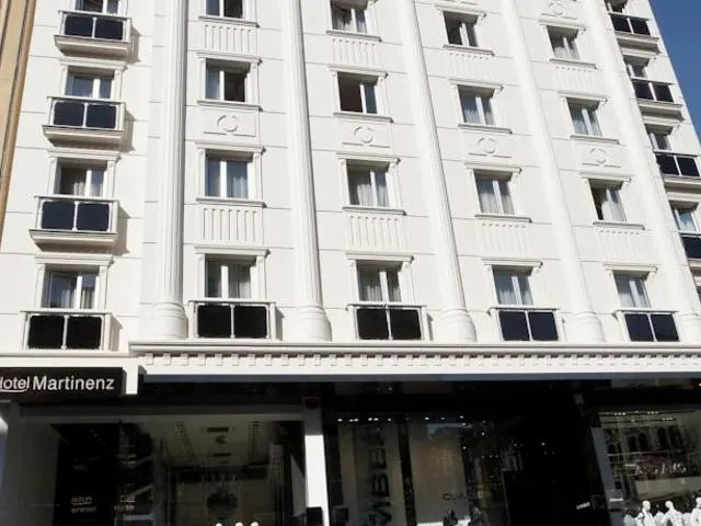 Martinenz, Стамбул